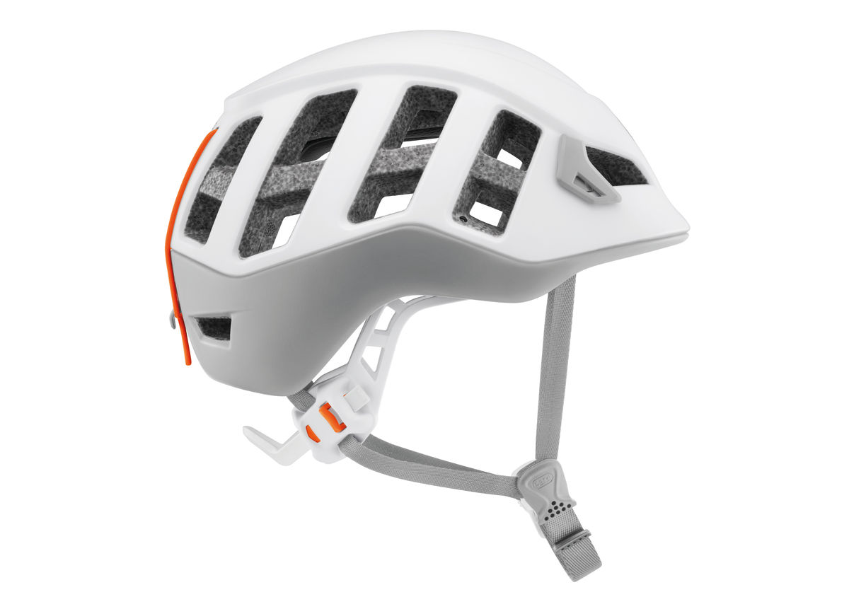 METEORA Lightweight women’s climbing and mountaineering helmet 9 METEORA Lightweight women’s climbing and mountaineering helmet