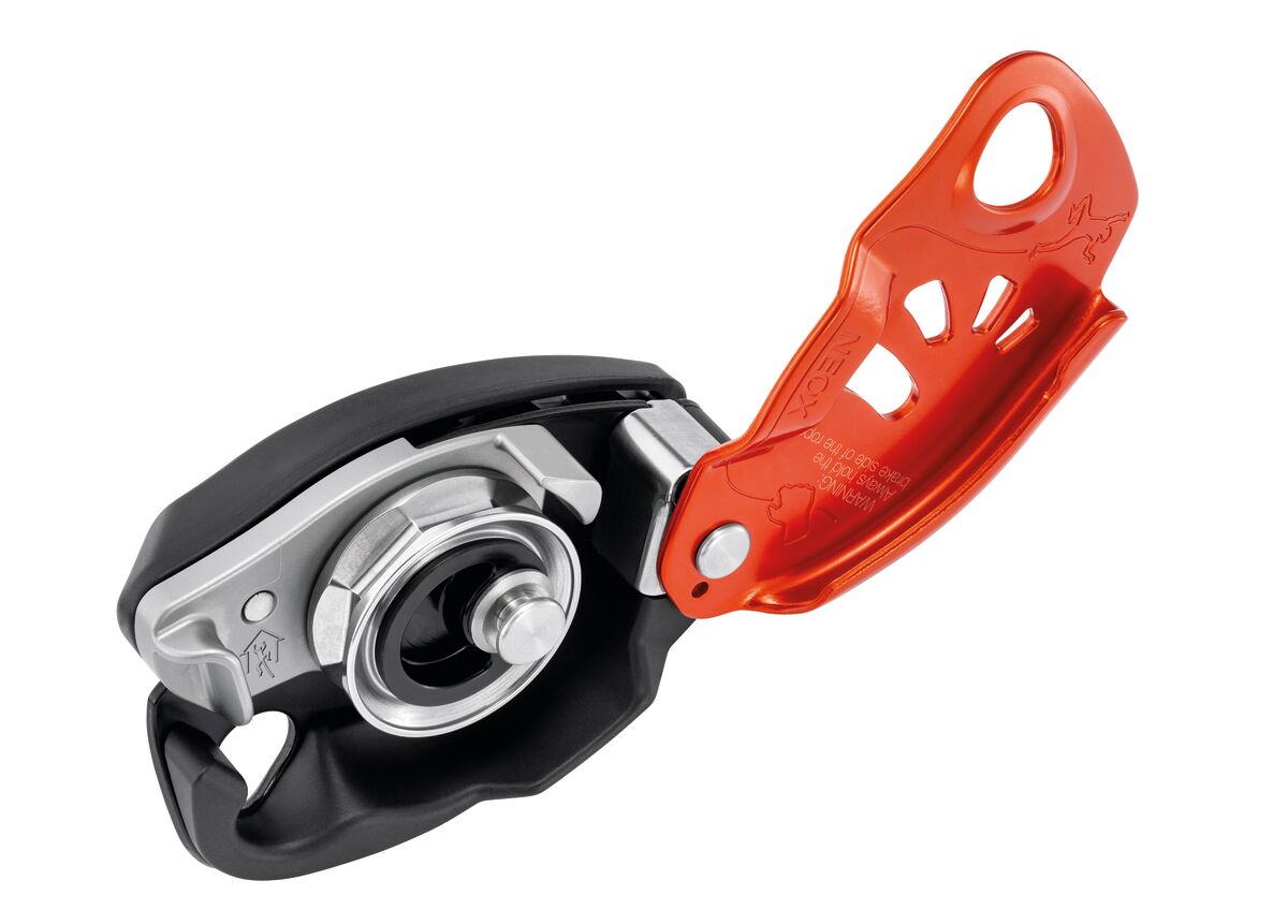 NEOX® Belay device with cam-assisted blocking, optimized for lead climbing