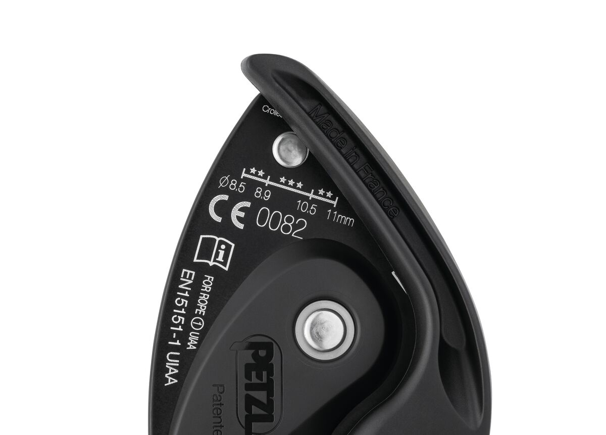 GRIGRI® Compact and versatile belay device with cam-assisted blocking for lead and top rope climbing