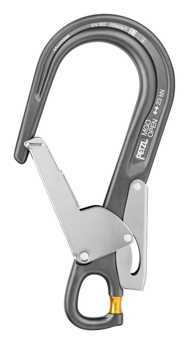 MGO OPEN Auto-locking directional connector with large gate opening, and a gated connection point.