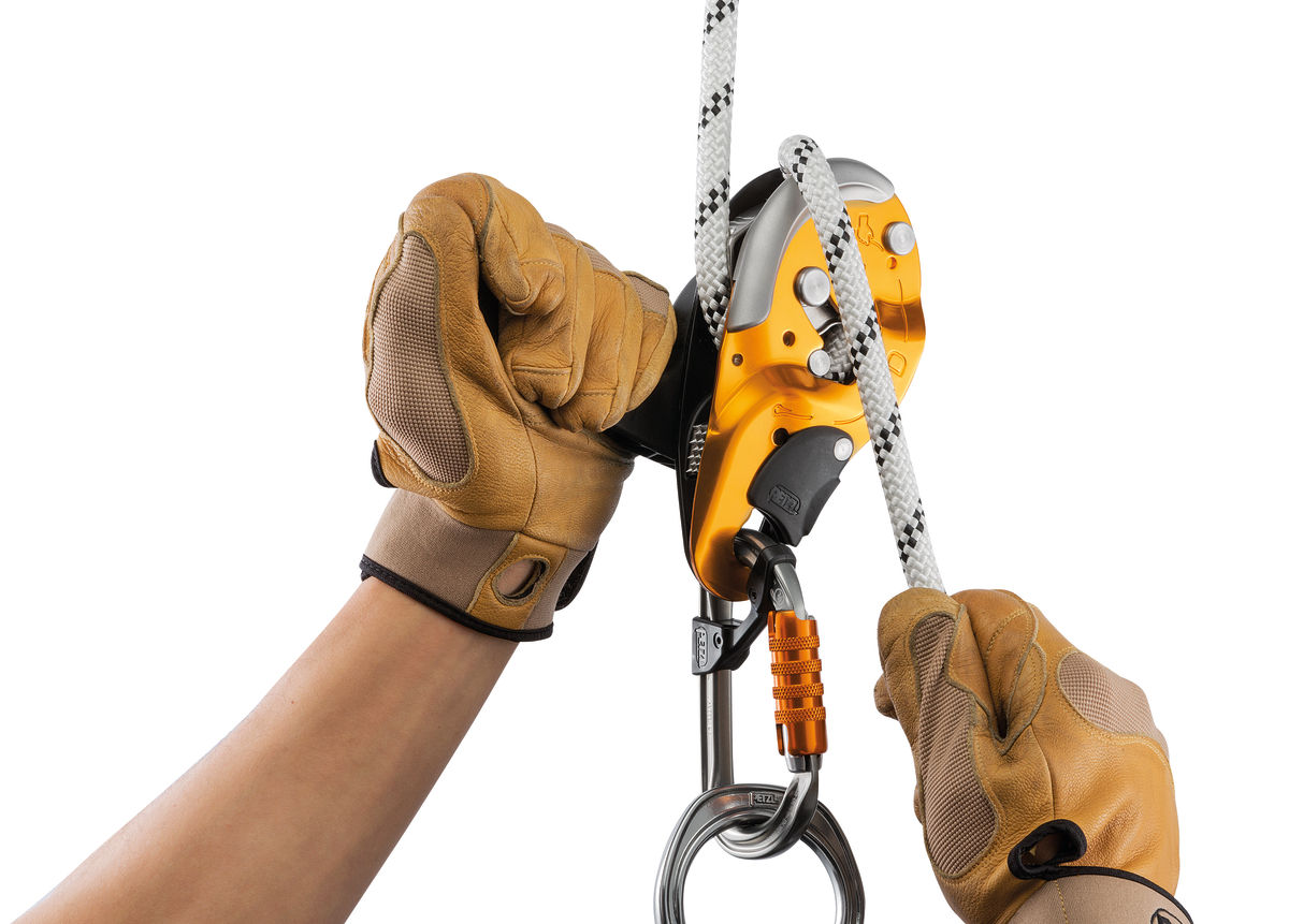 I’D® S Self-braking descender with anti-panic function for work at height and rope access work