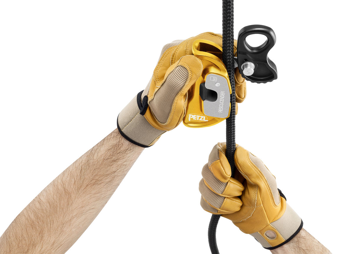 RESCUCENDER Openable cam-loaded rope clamp