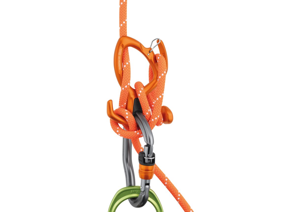 PIRANA GUIDE Adjustable friction descender with spur and locking slot for canyoning 5 PIRANA GUIDE Adjustable friction descender with spur and locking slot for canyoning